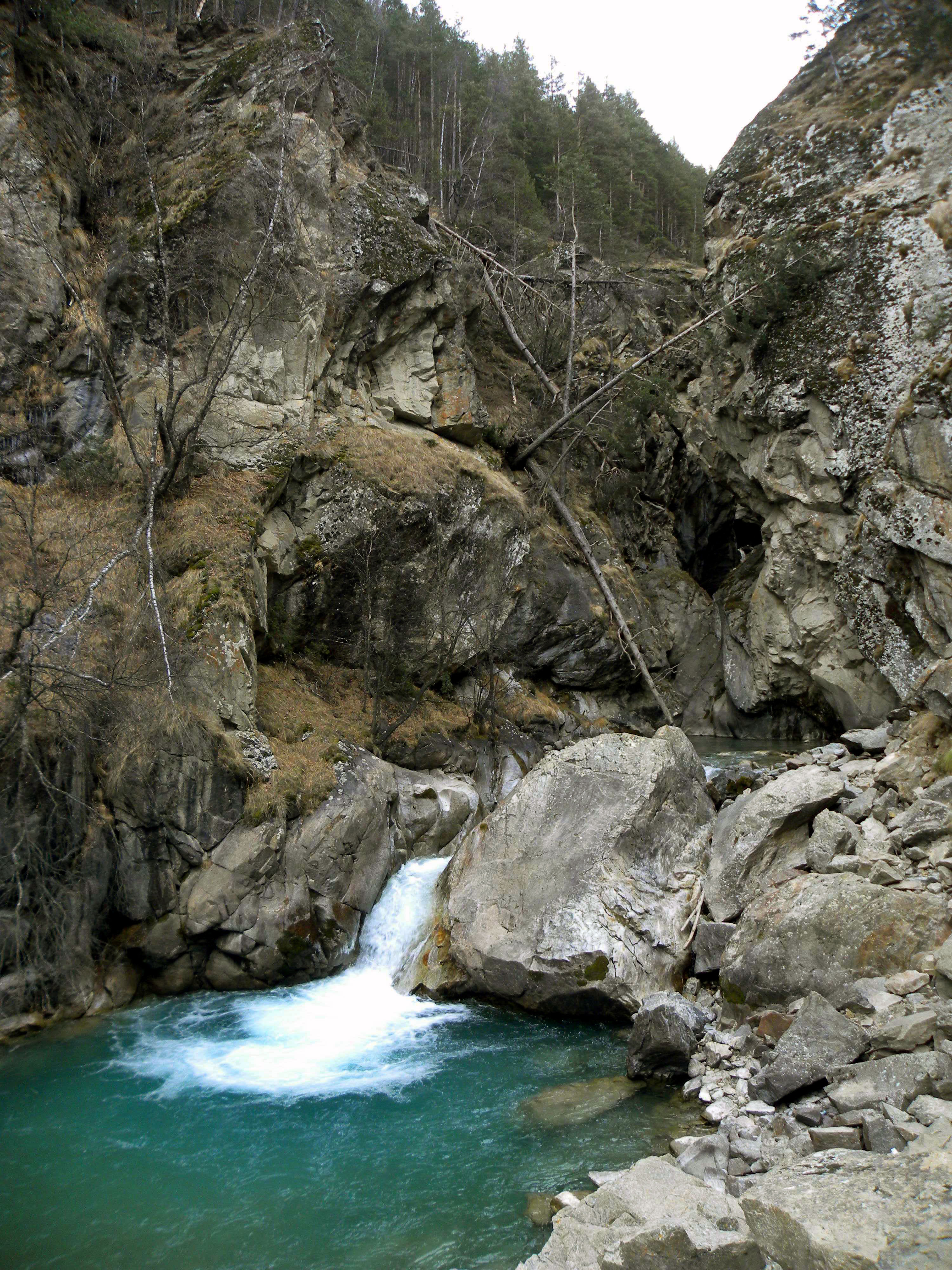 Ущелье Адыр Су водопад